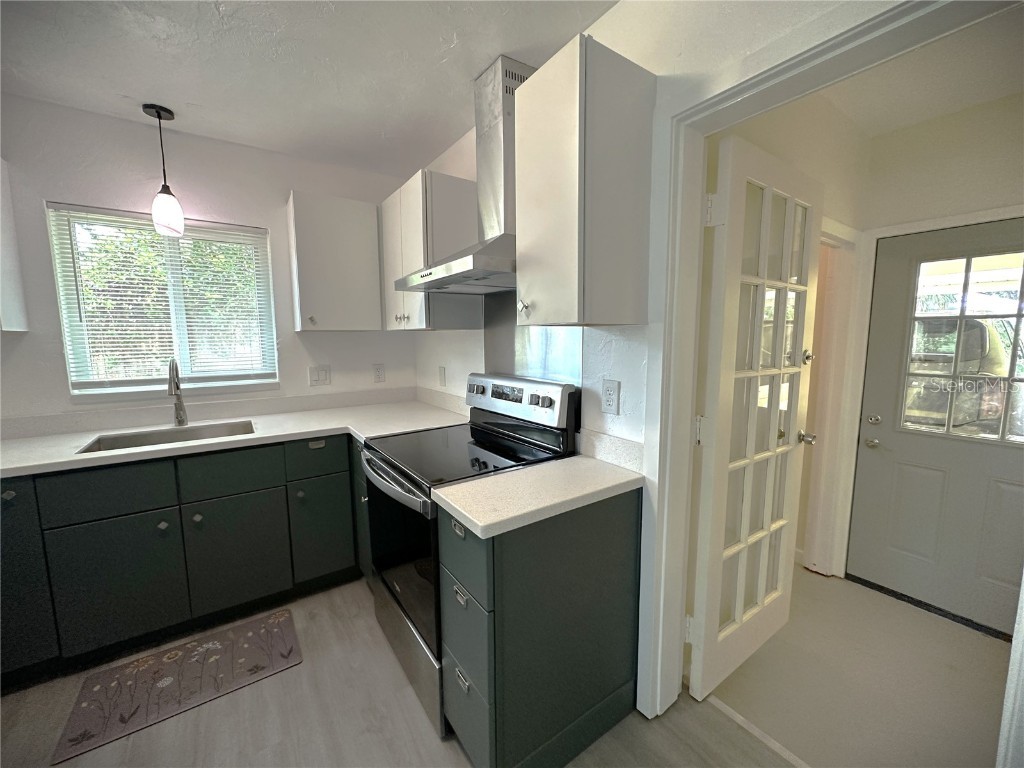 2275 Hawthorne Street Sarasota FL 34239 A4671438 image11