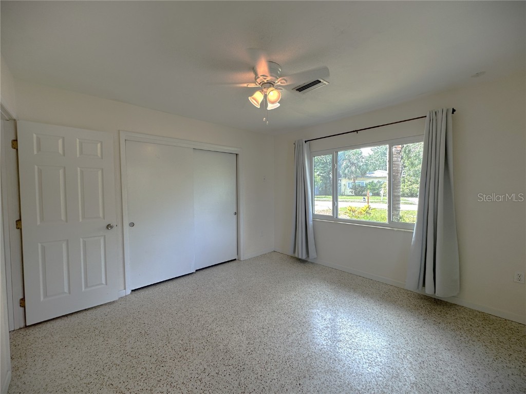 2275 Hawthorne Street Sarasota FL 34239 A4671438 image18