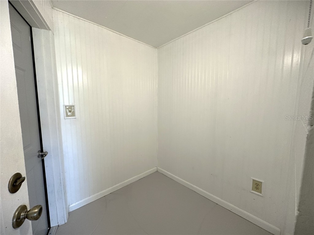 2275 Hawthorne Street Sarasota FL 34239 A4671438 image23