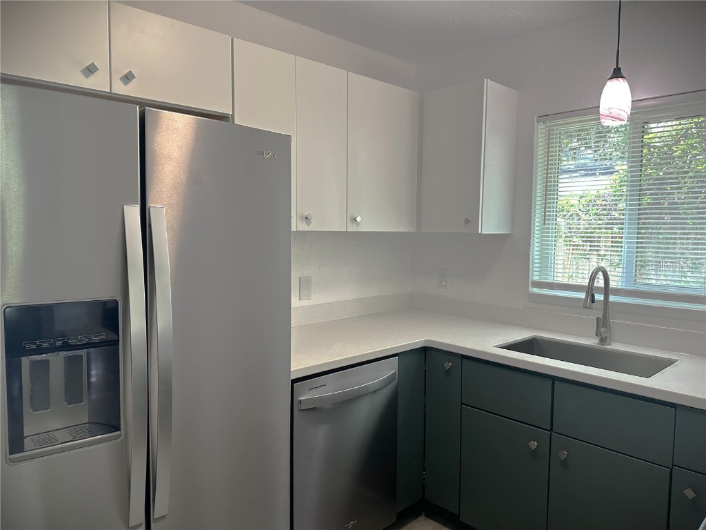 2275 Hawthorne Street Sarasota FL 34239 A4671438 image24