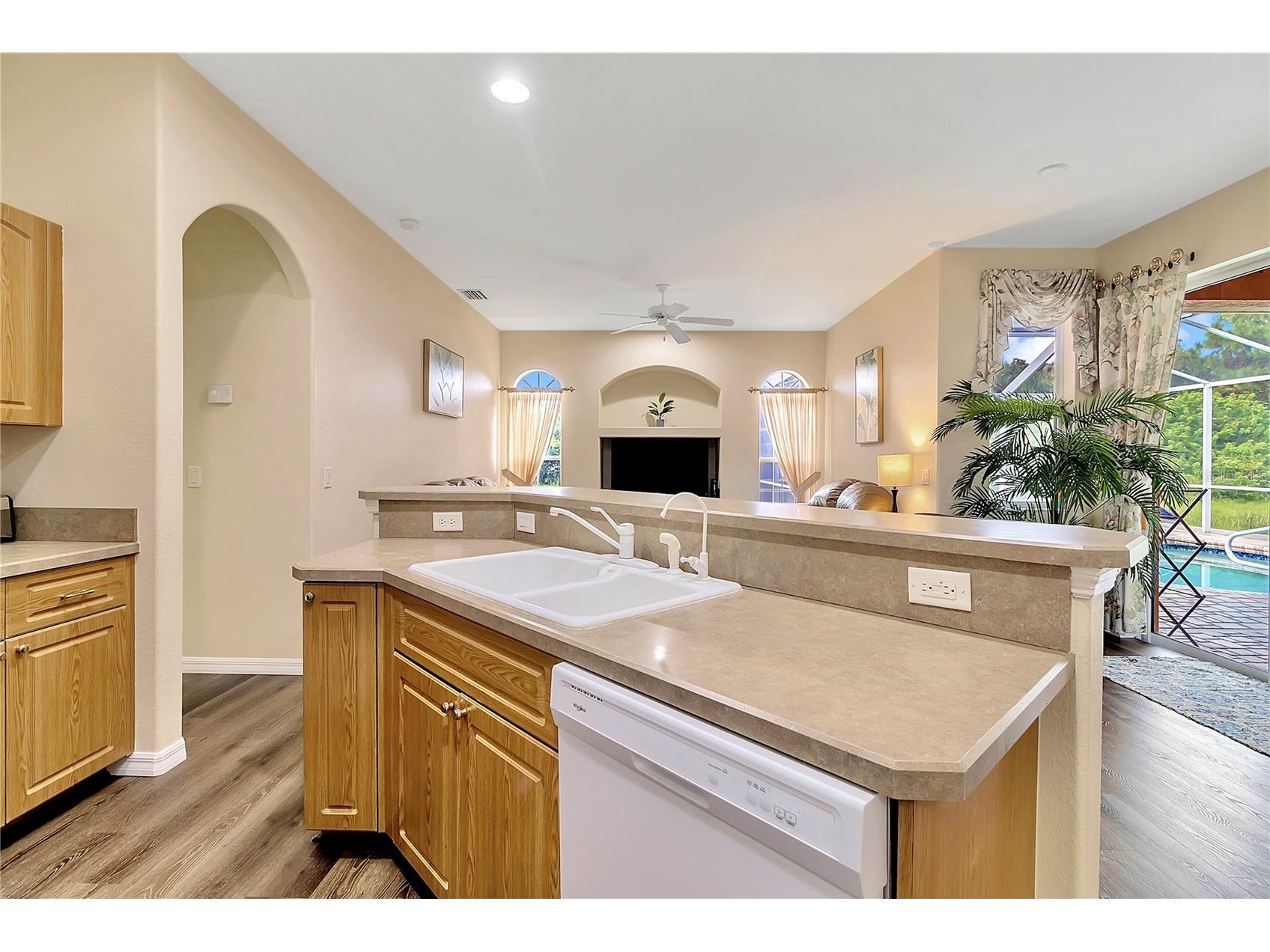 2275 Homestead Circle North Port FL 34286 A4684770 image45