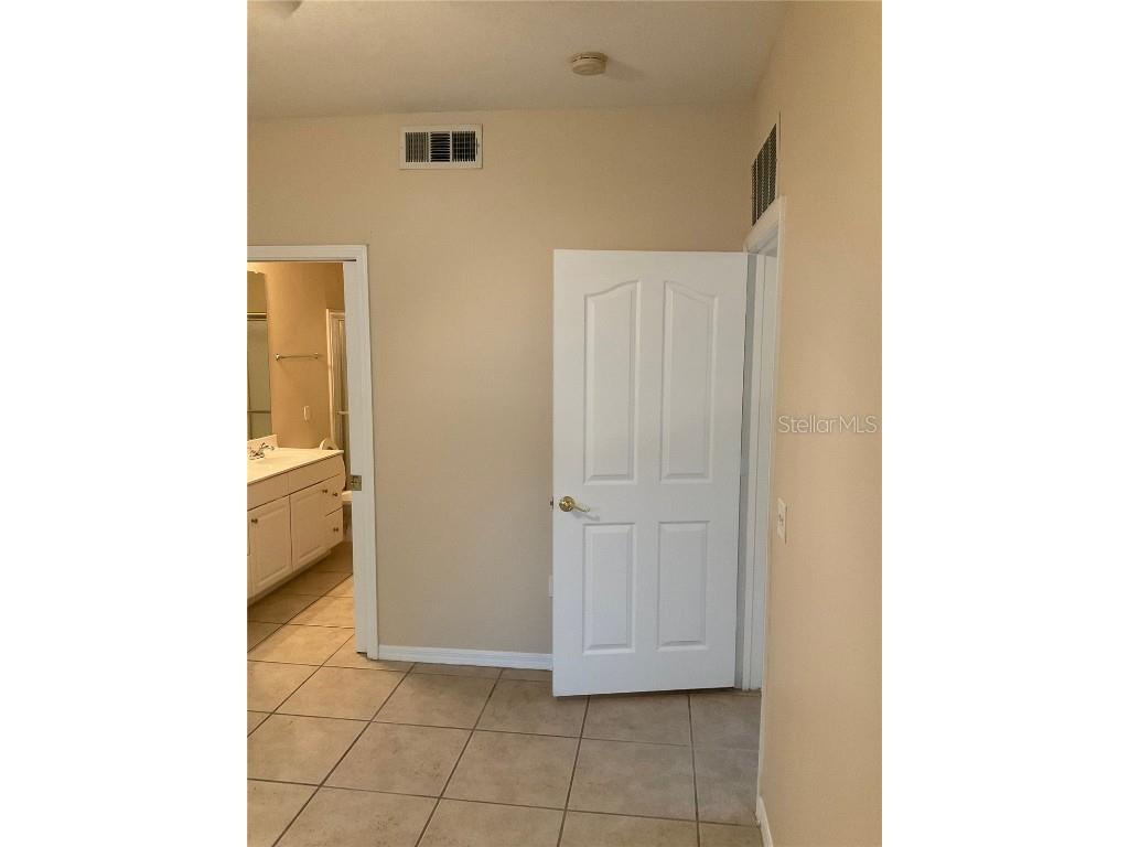 2275 NW 16th Terr Gainesville FL 32605 GC531436 image9