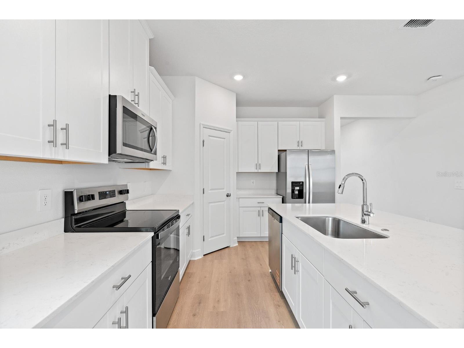 2276 Hen Road Minneola FL 34715 O6387758 image8