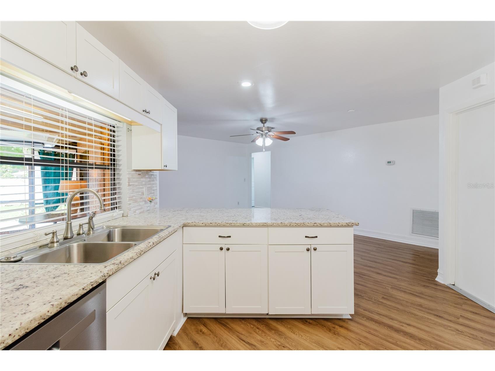 2276 Tamarron Terrace Palm Harbor FL 34683 TB8504878 image11