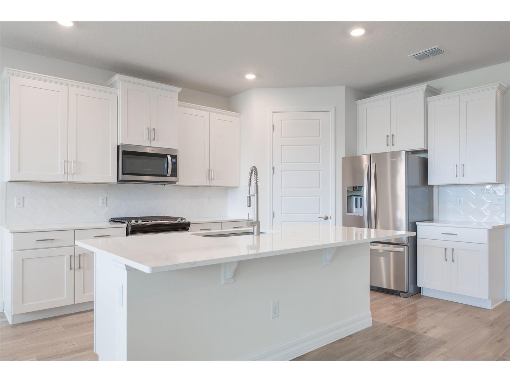2277 Hamden Way Mount Dora FL 32757 O6400180 image15