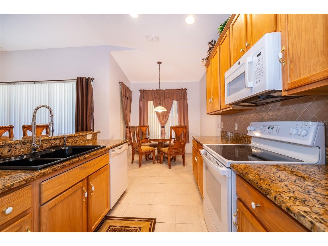 2278 Meadow Oak Circle Kissimmee FL 34746 O6360382 image19