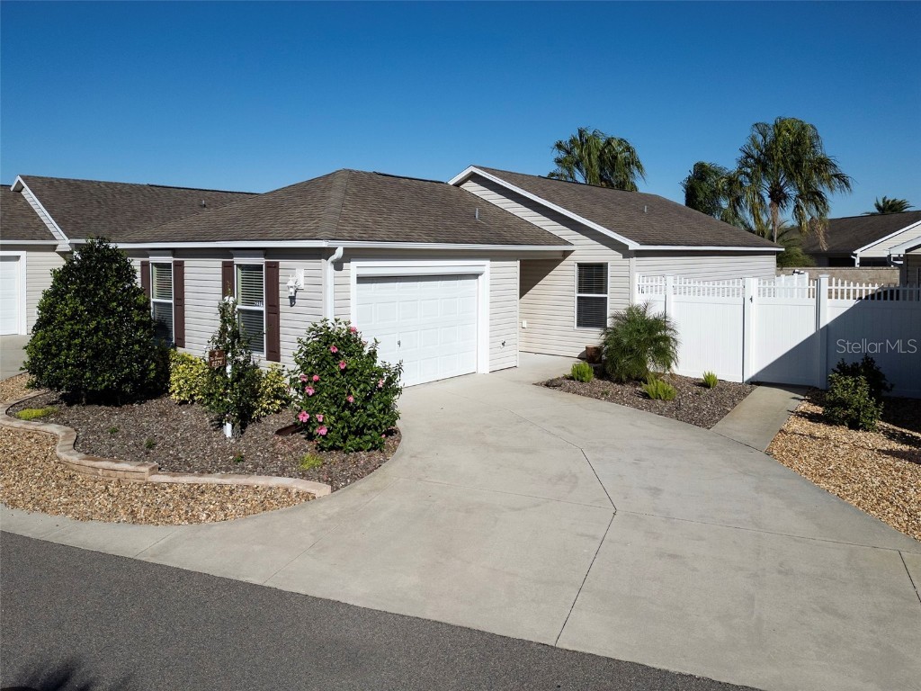 2279 Nackman Place The Villages FL 32162 G5076392 image1