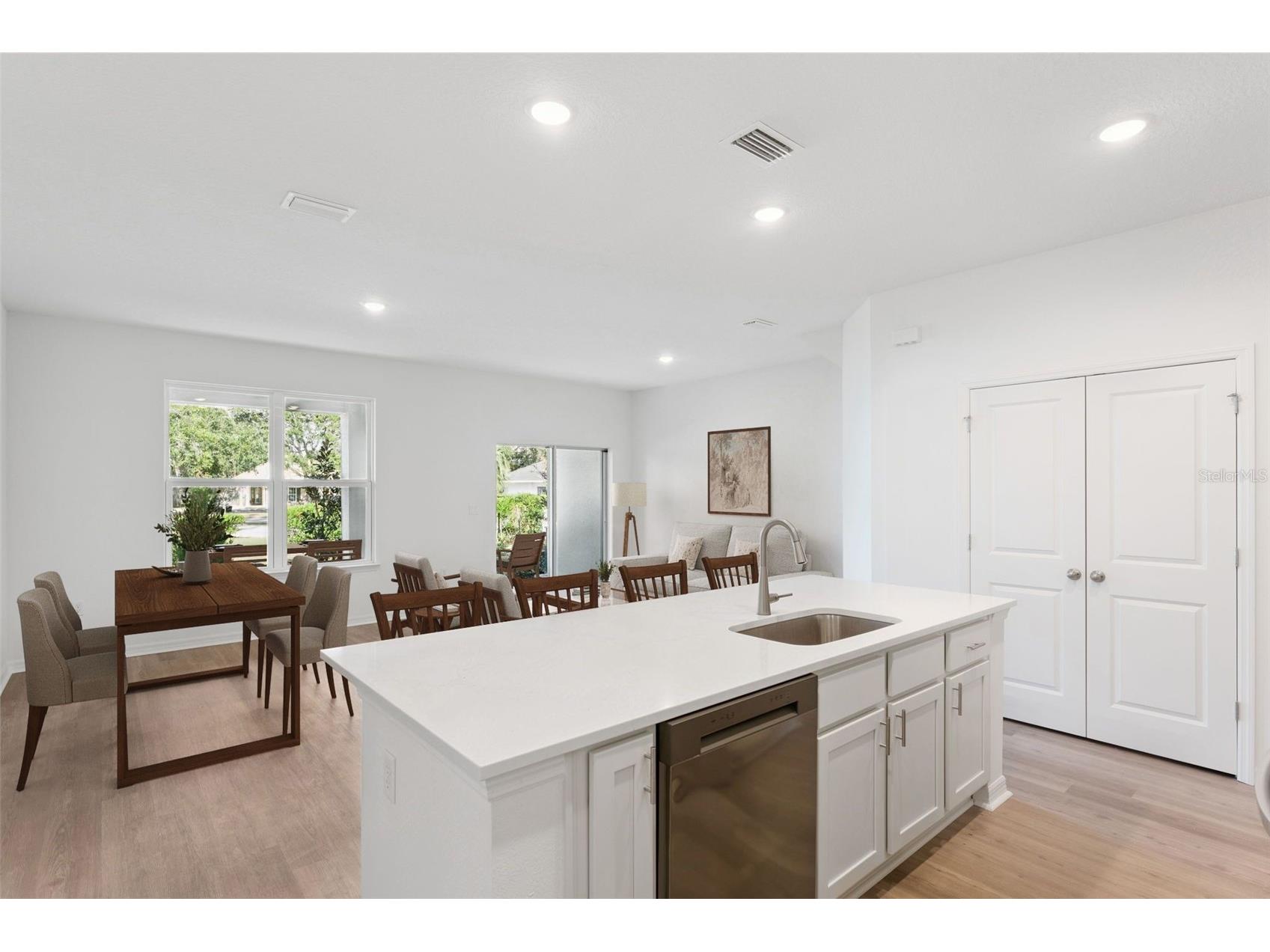 2279 Red Pine Court Eustis FL 32726 W7886376 image5