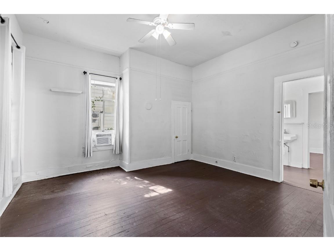 228 & 232 NW 4th Avenue Gainesville FL 32601 GC535342 image13