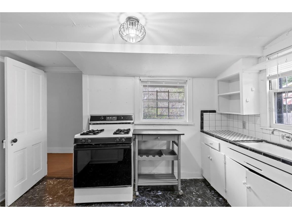 228 & 232 NW 4th Avenue Gainesville FL 32601 GC535342 image14