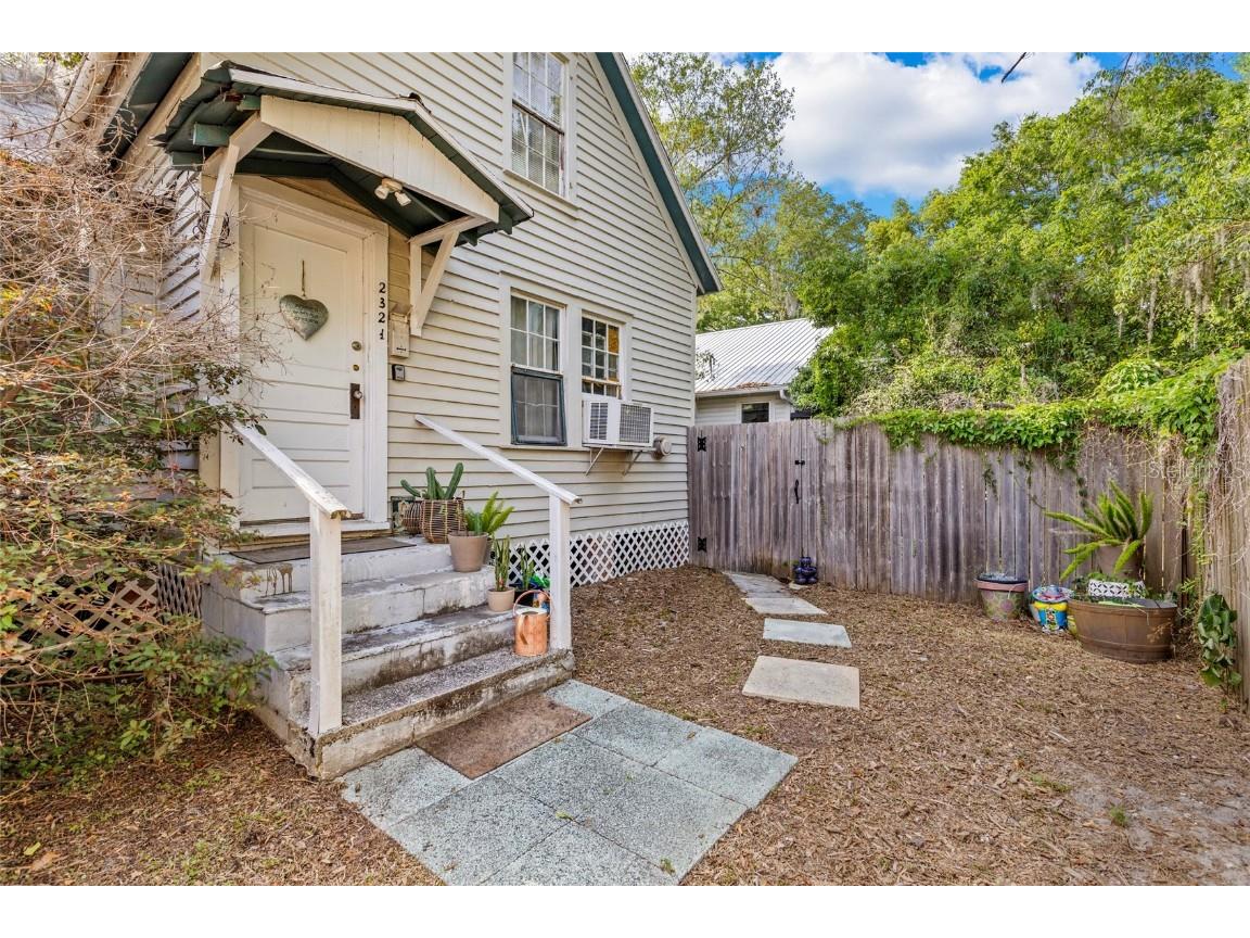 228 & 232 NW 4th Avenue Gainesville FL 32601 GC535342 image17