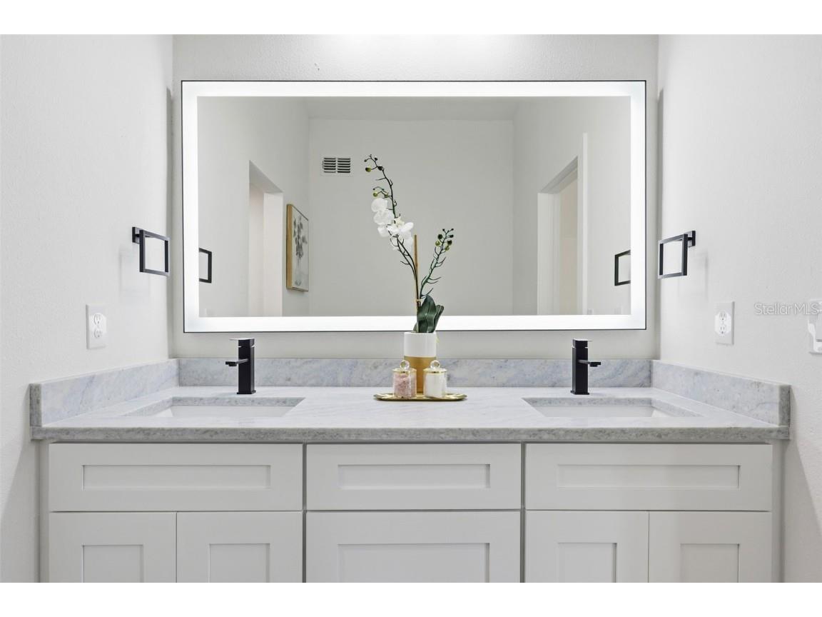 228 87th Avenue NE Saint Petersburg FL 33702 TB8450115 image13