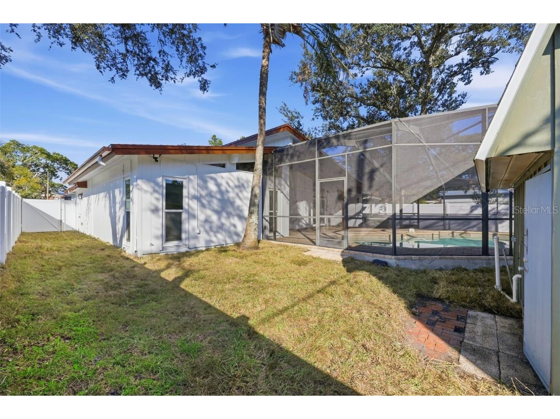 228 87th Avenue NE Saint Petersburg FL 33702 TB8450115 image20