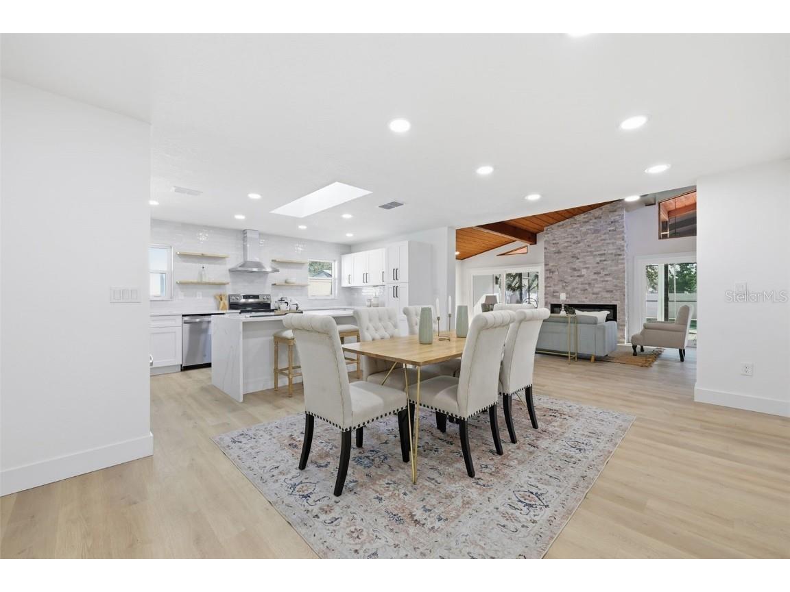 228 87th Avenue NE Saint Petersburg FL 33702 TB8450115 image3