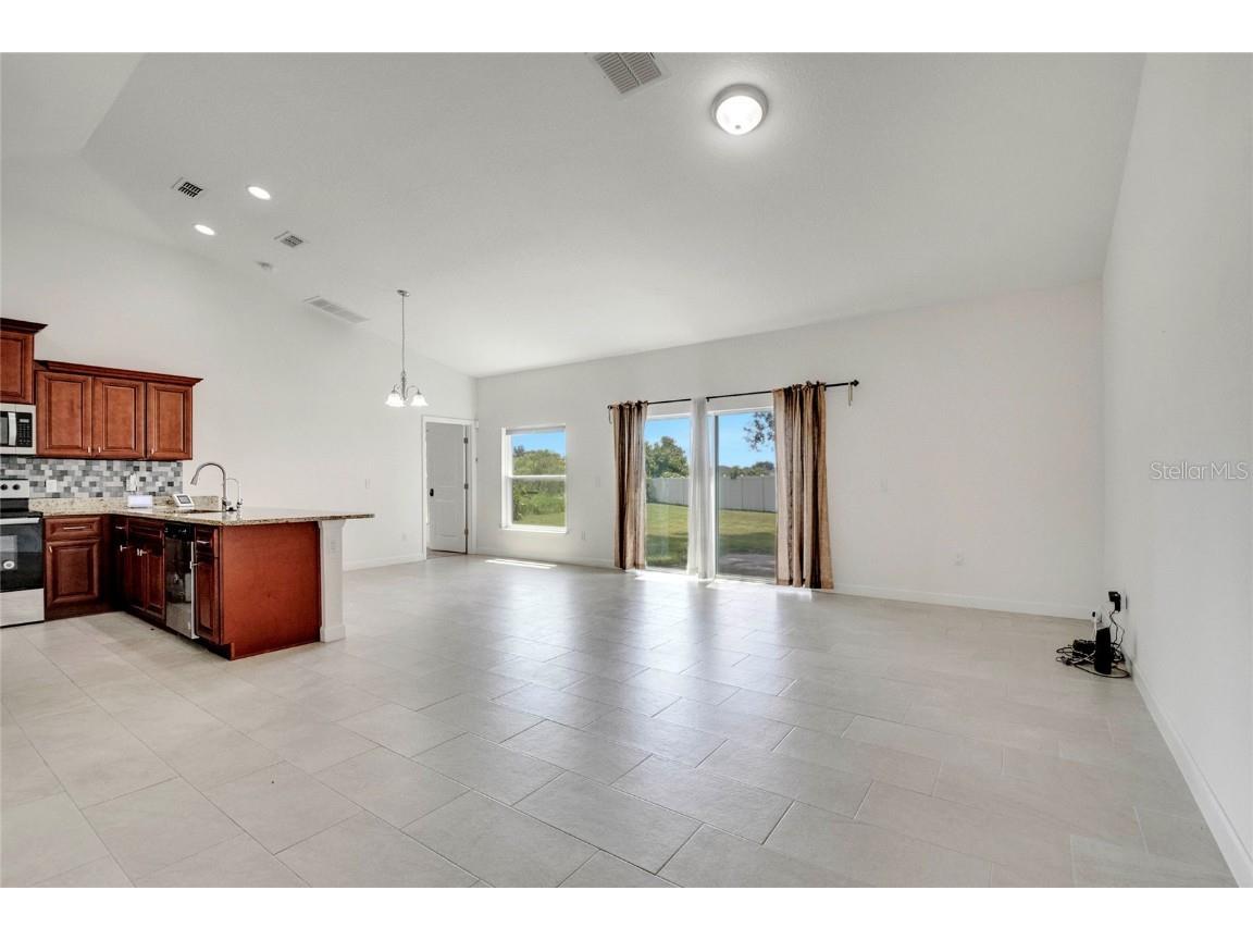 228 Amesbury Lane Kissimmee FL 34758 O6340552 image5