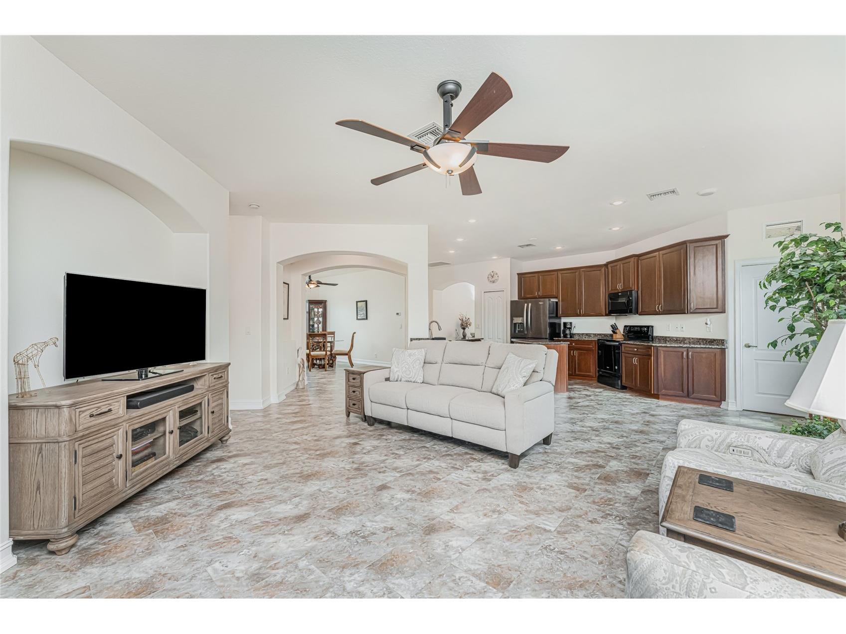 228 Antilla Drive Rotonda West FL 33947 D6146324 image2