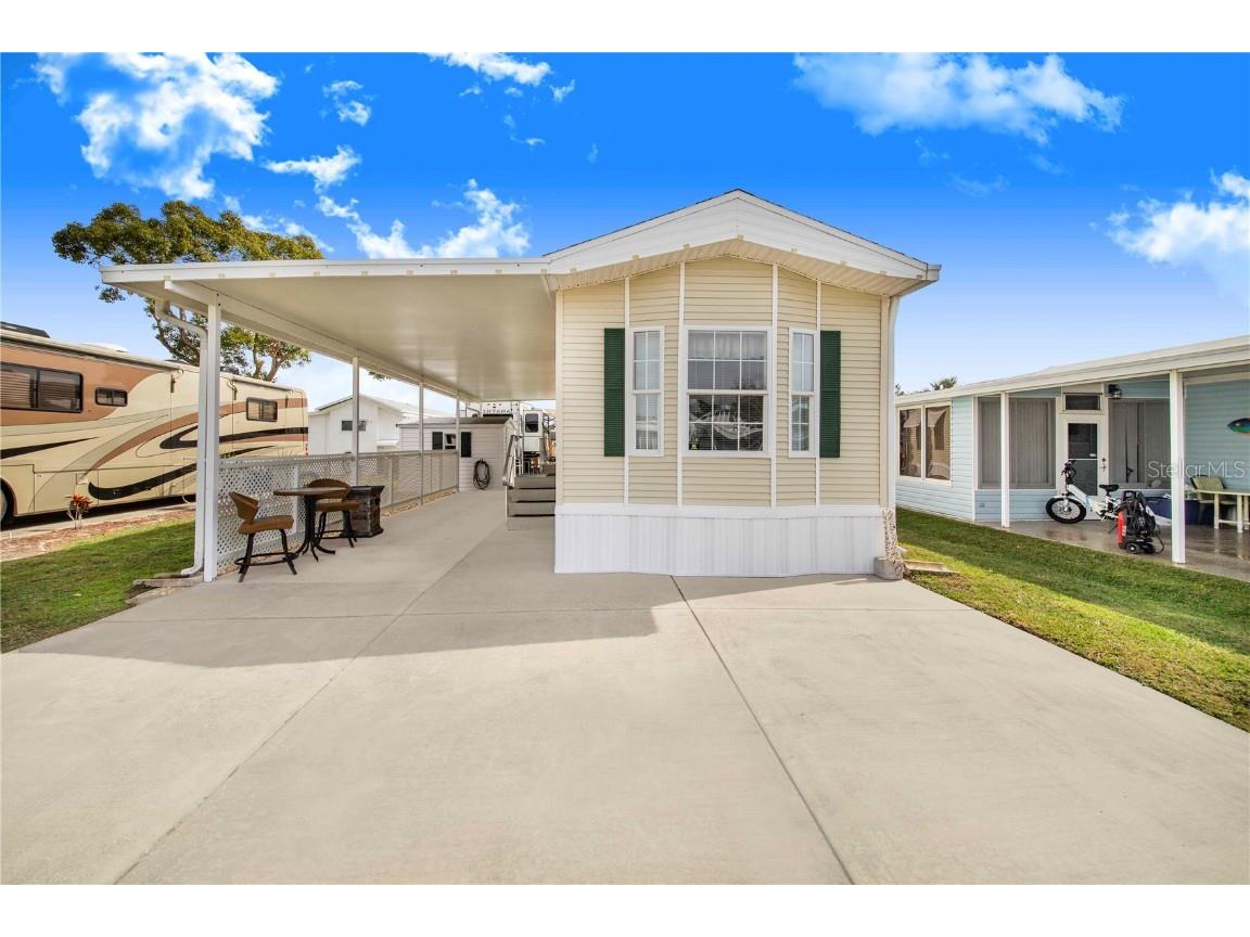 228 Big Pine Avenue S Frostproof FL 33843 P4936662 image1