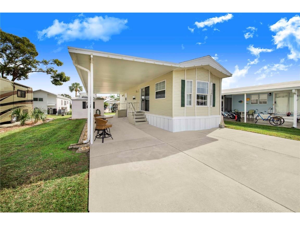 228 Big Pine Avenue S Frostproof FL 33843 P4936662 image2