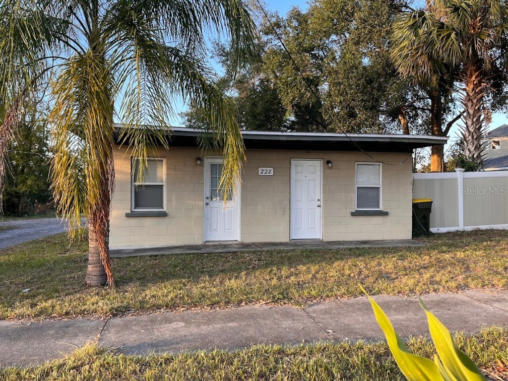 228 Chestnut Street #A & B Clermont FL 34711 G5088439 image1