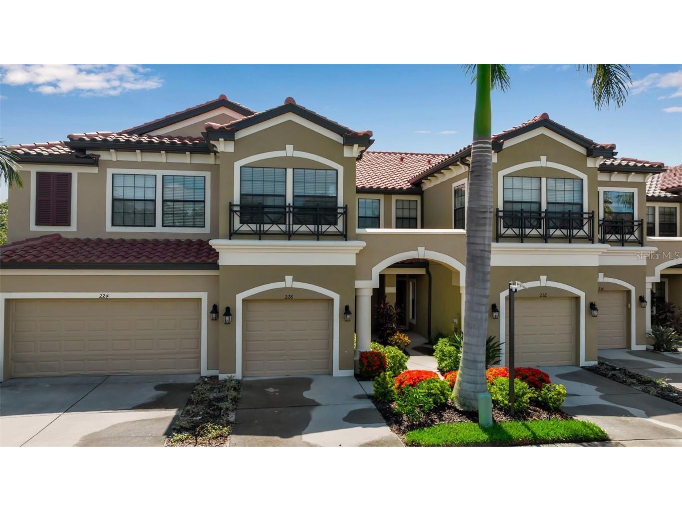 228 Crew Court Sarasota FL 34243 A4658522 image1