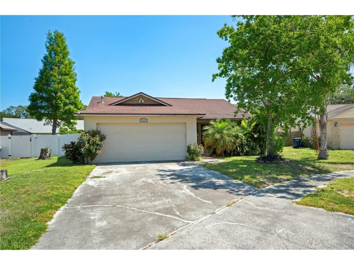 228 Crown Court Winter Haven FL 33880 P4930144 image1