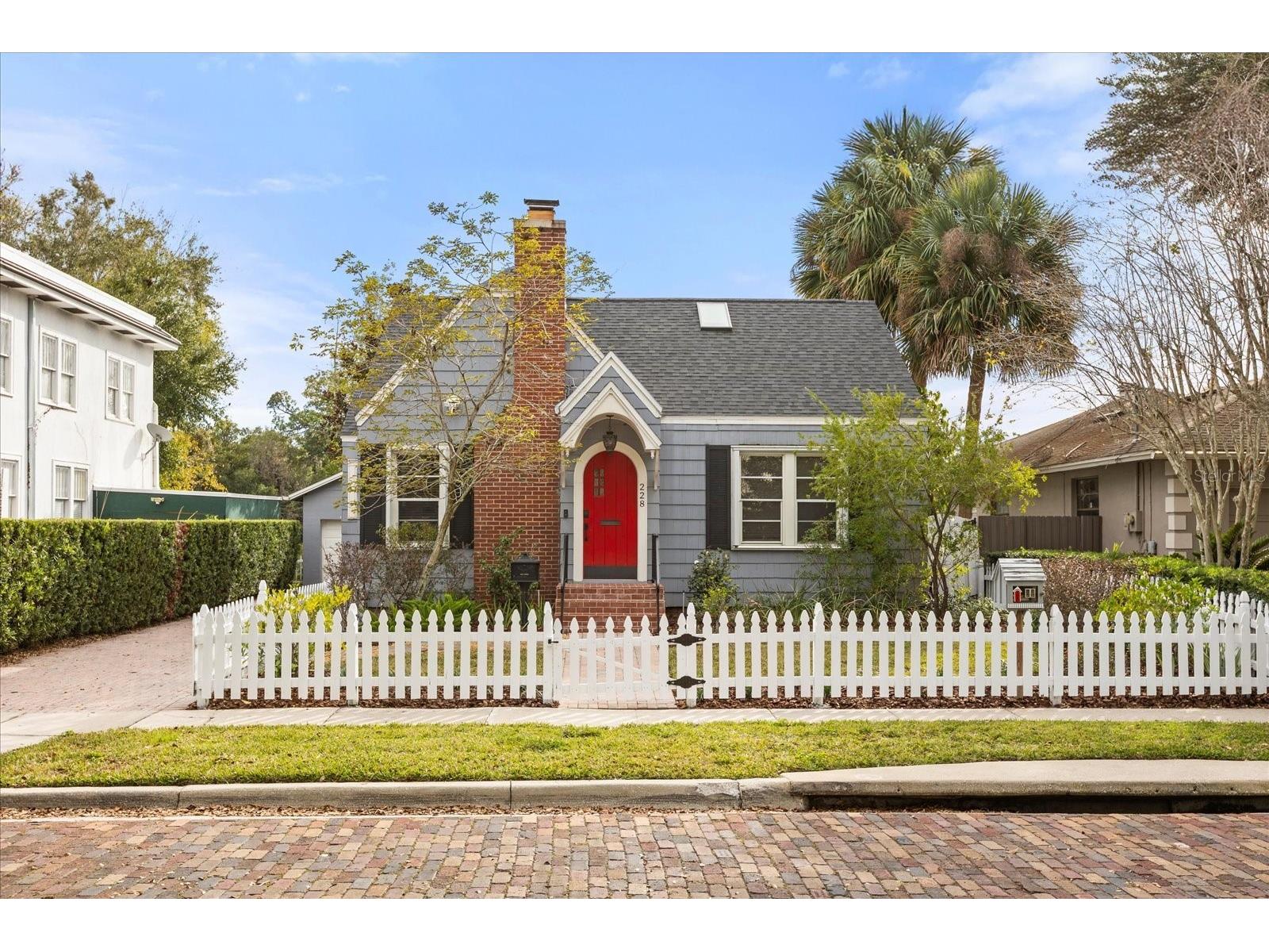 228 E Miller Street Orlando FL 32806 - LAKE LURNA O6370412 image1