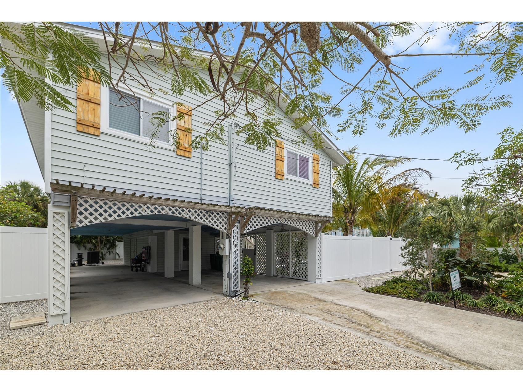 228 Gladiolus Street Anna Maria FL 34216 A4690821 image2
