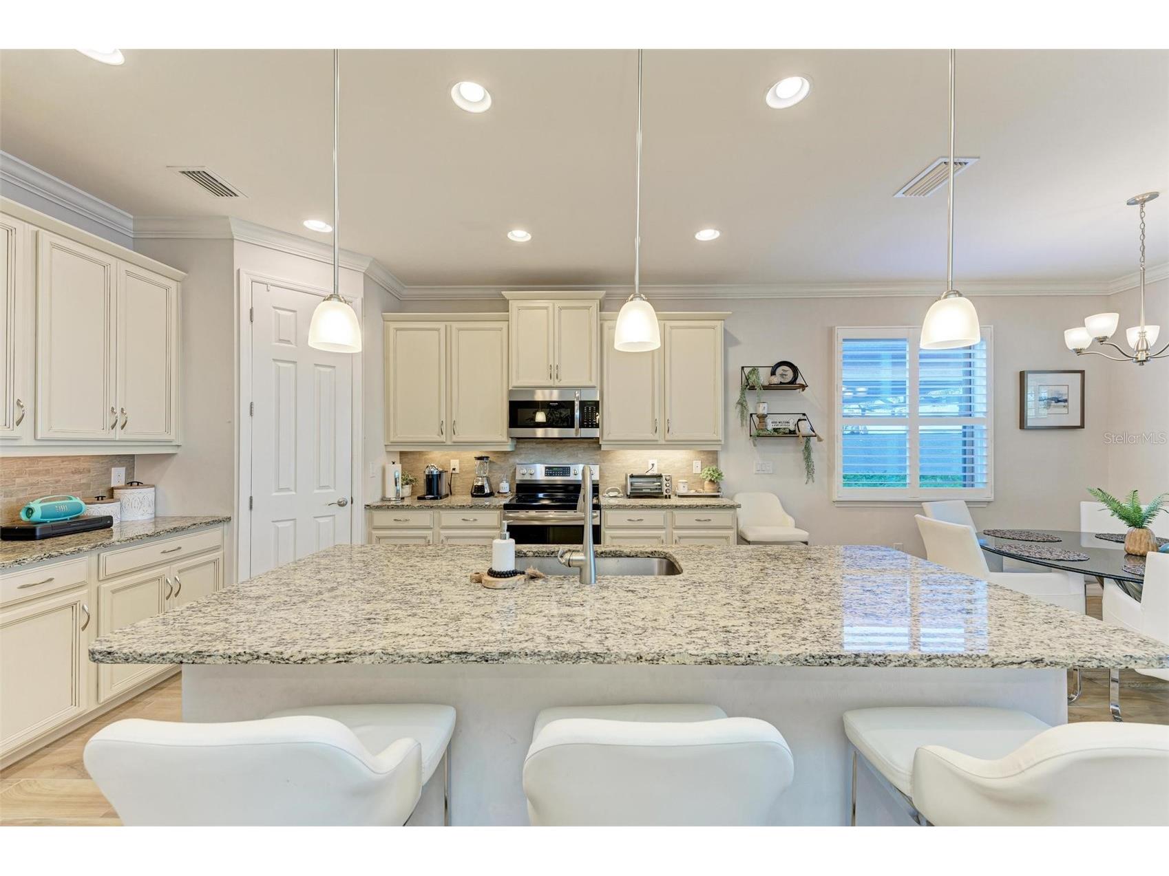 228 Maraviya Boulevard Nokomis FL 34275 - LAKE AWESOME A4696406 image16