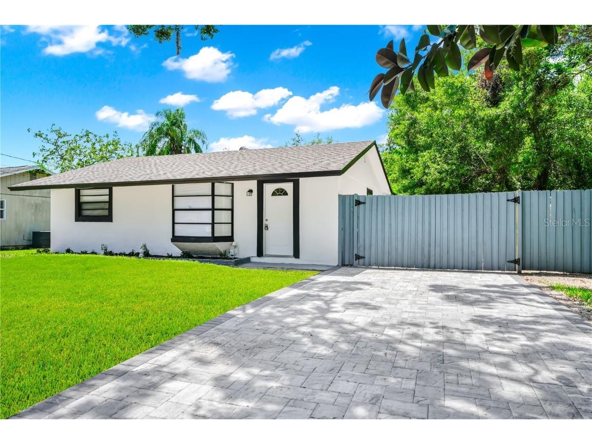 228 Ring Road Orlando FL 32811 O6309135 image1