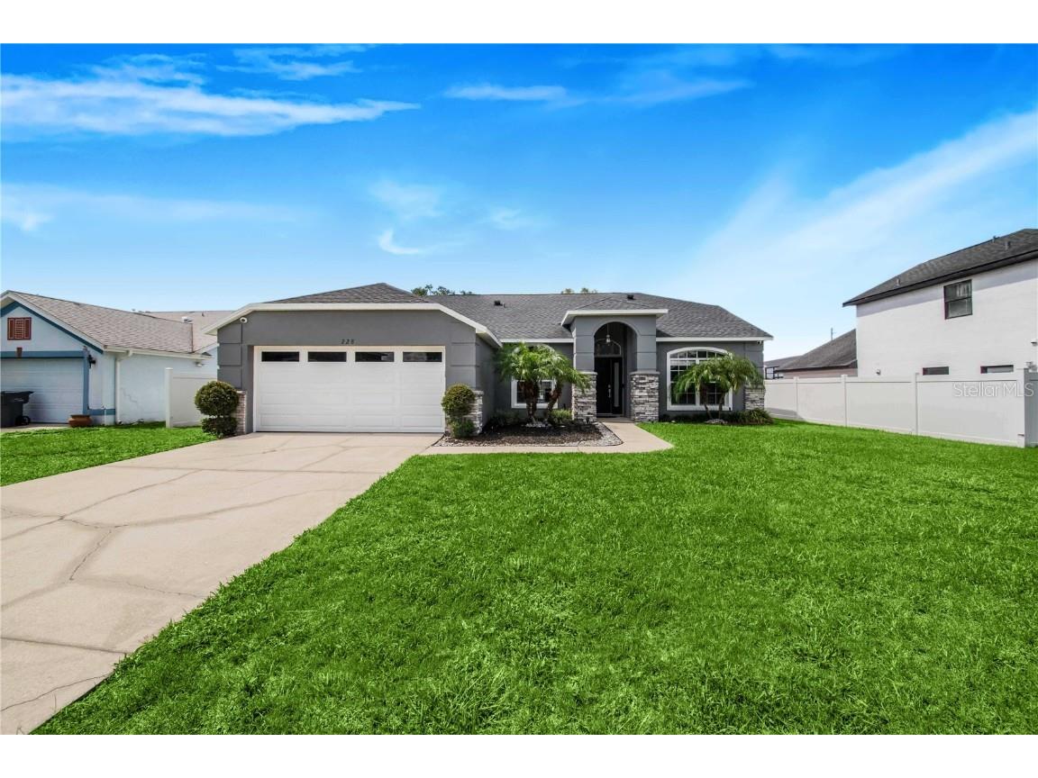 228 Robbins Rest Circle Davenport FL 33896 L4945712 image1