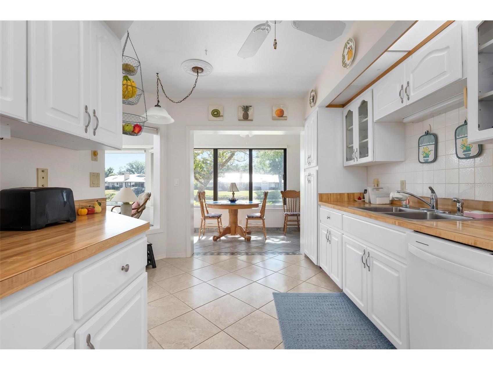 228 Southampton Lane #258 Venice FL 34293 - MYRTLE TRACE LAKE N6143634 image13