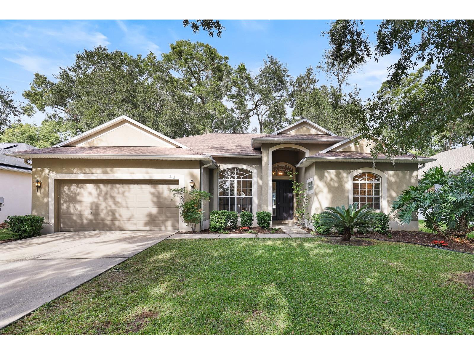 228 Taylor Bay Lane Brandon FL 33510 TB8447952 image1
