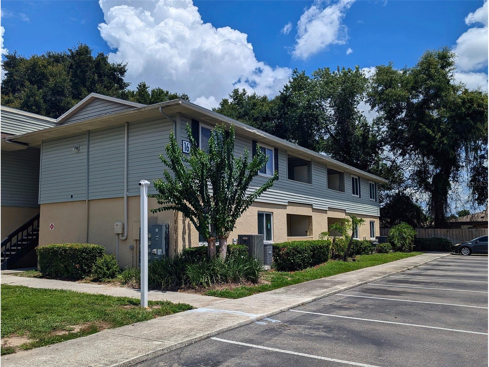 228 Thorn Tree Place #228 Brandon FL 33510 TB8519857 image2