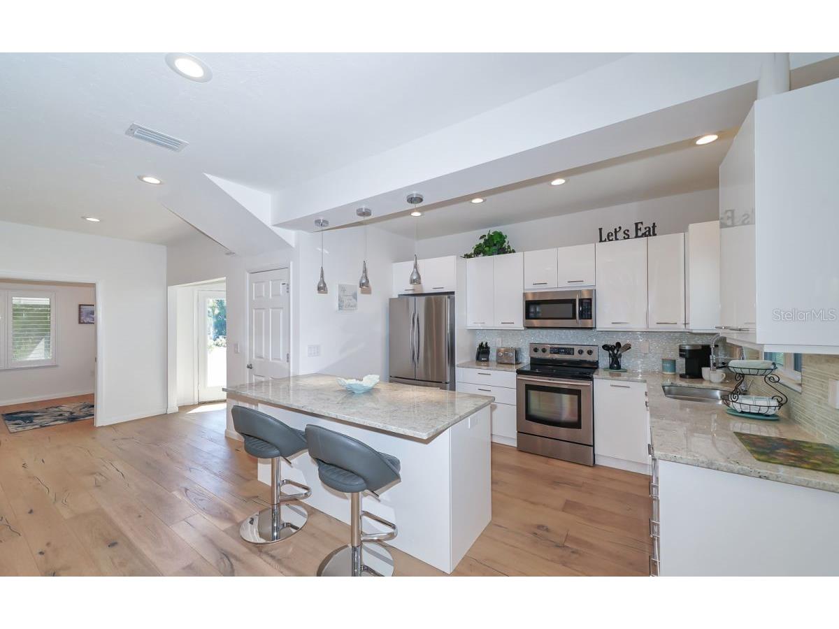 228 Van Buren Drive Sarasota FL 34236 A4619895 image11