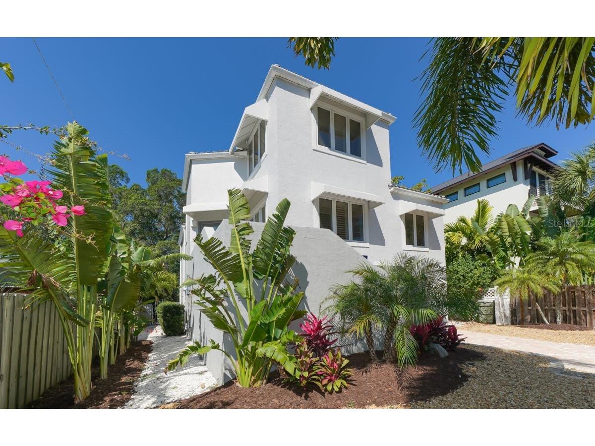 228 Van Buren Drive Sarasota FL 34236 A4619895 image3