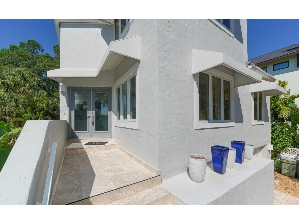 228 Van Buren Drive Sarasota FL 34236 A4619895 image4