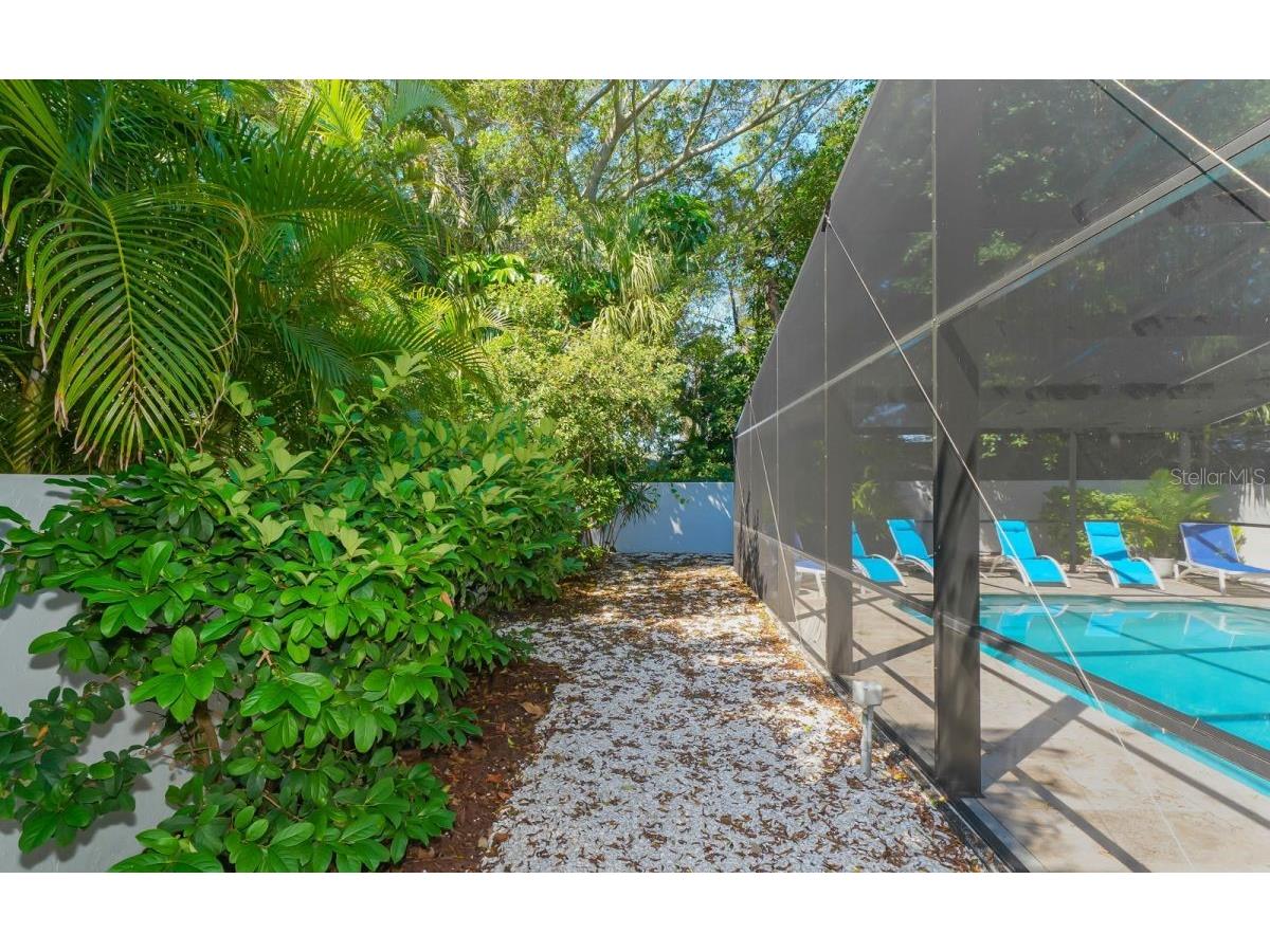 228 Van Buren Drive Sarasota FL 34236 A4619895 image43