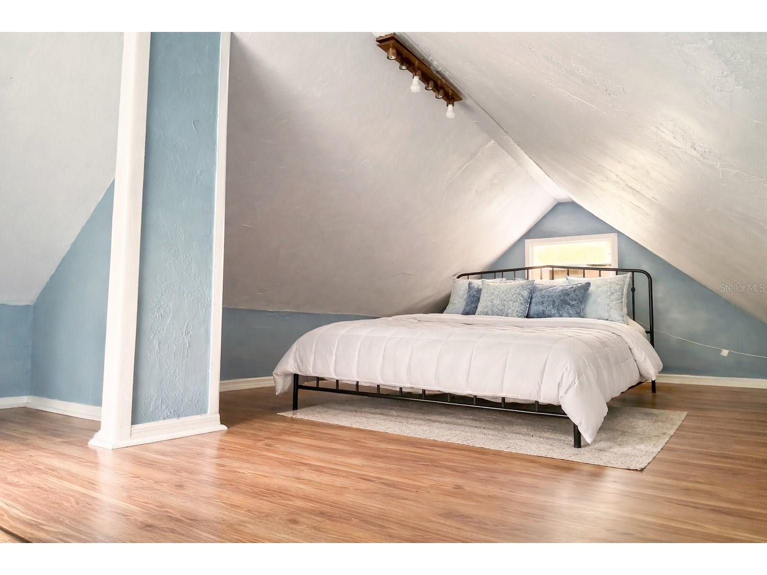 228 W Howry Avenue Deland FL 32720 V4946433 image55