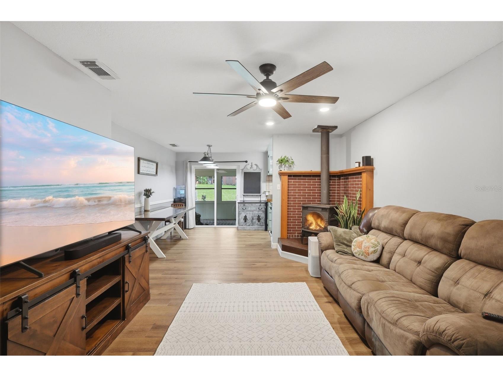 2280 Spring Hollow Drive Orange City FL 32763 V4949412 image5