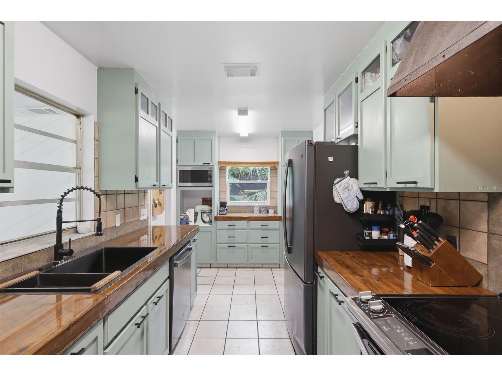 2280 Spring Hollow Drive Orange City FL 32763 V4949412 image8