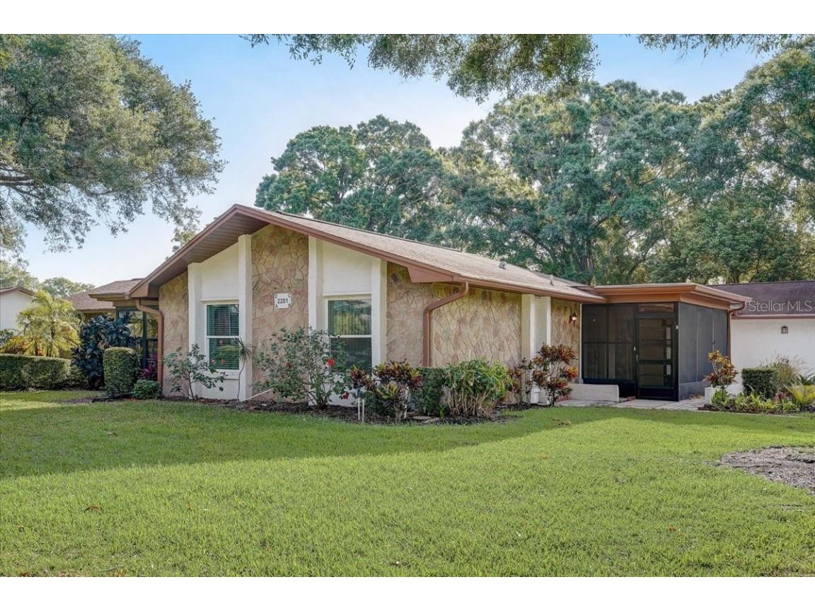 2281 Shelly Drive #B Palm Harbor FL 34684 T3438352 image1