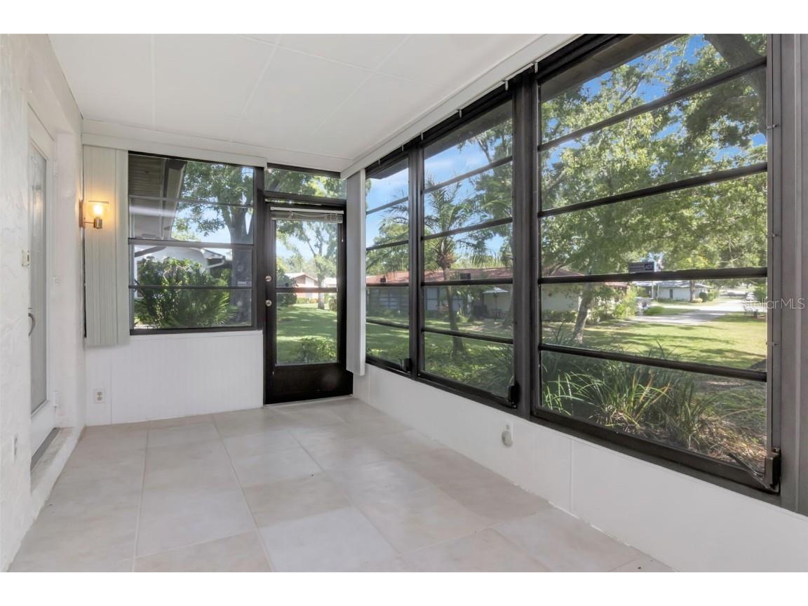 2281 Shelly Drive #D Palm Harbor FL 34684 - LAKE TARPON TB8443851 image7
