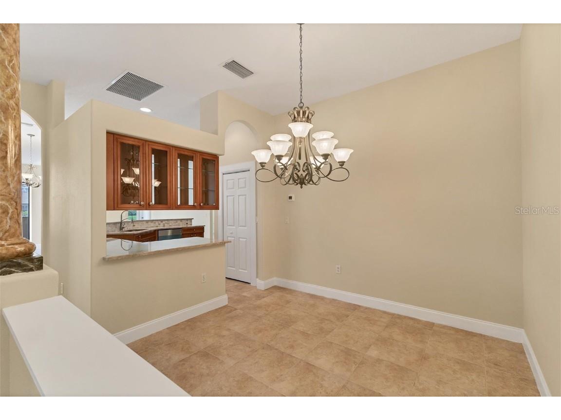 2281 Vintage Street Sarasota FL 34240 A4644817 image12