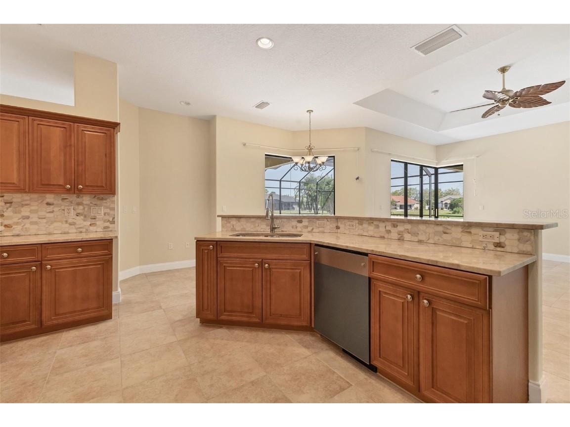 2281 Vintage Street Sarasota FL 34240 A4644817 image15