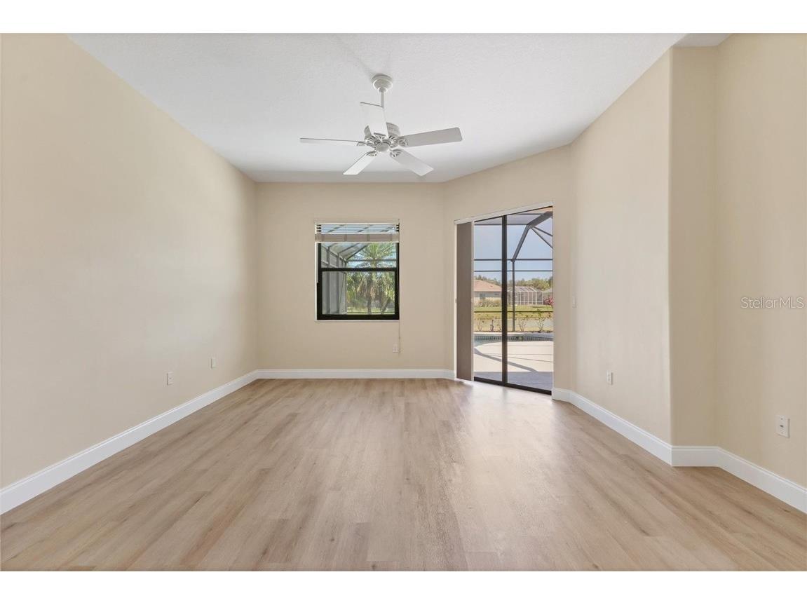 2281 Vintage Street Sarasota FL 34240 A4644817 image20