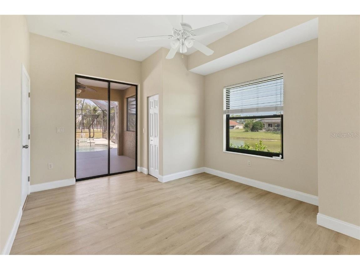 2281 Vintage Street Sarasota FL 34240 A4644817 image22