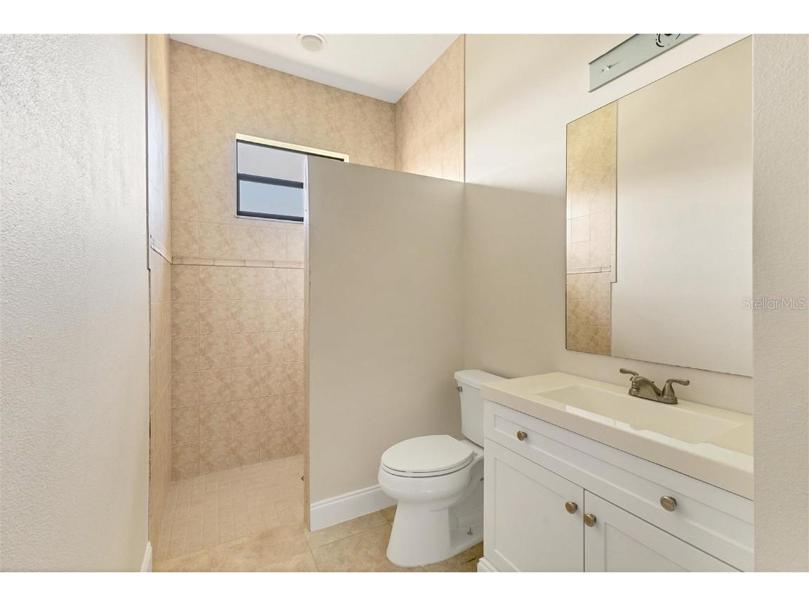 2281 Vintage Street Sarasota FL 34240 A4644817 image23