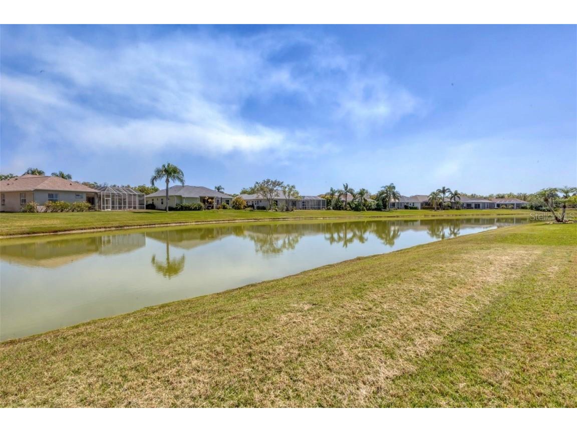 2281 Vintage Street Sarasota FL 34240 A4644817 image32