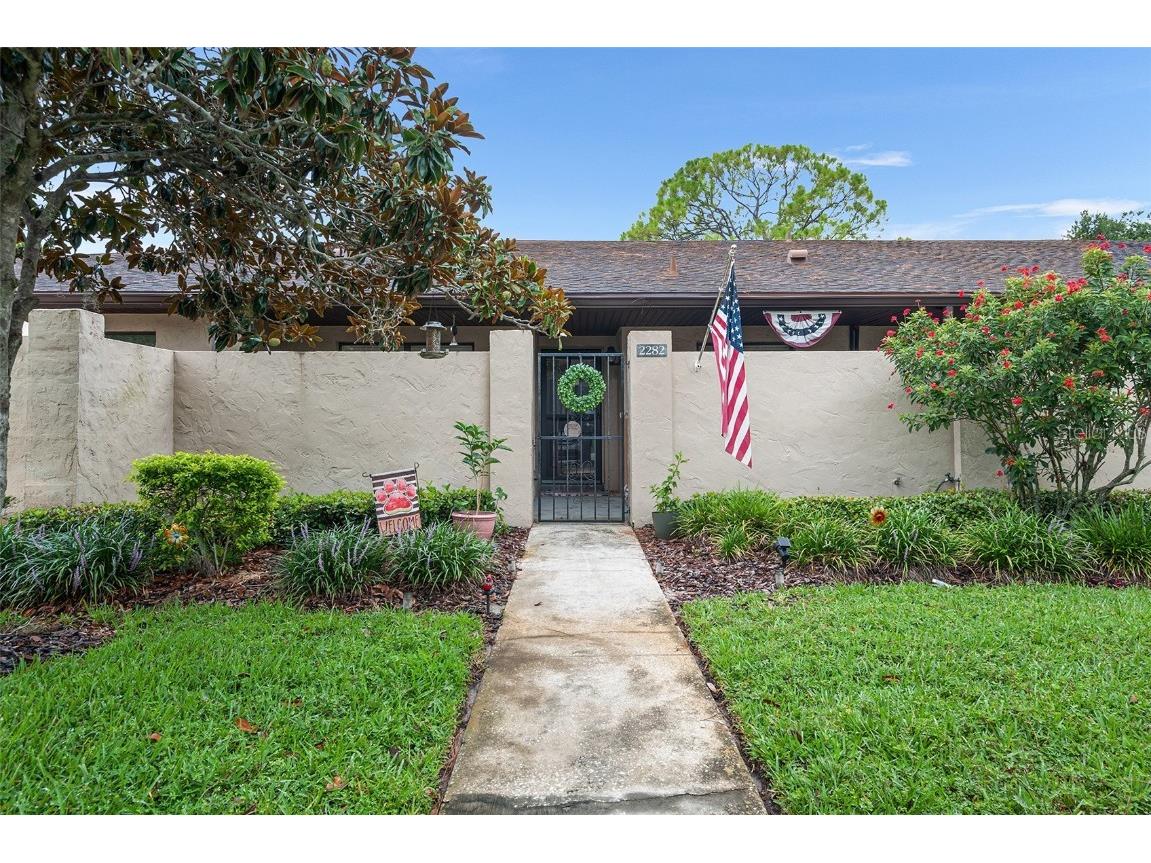 2282 Firestone Place Winter Haven FL 33884 P4935397 image1