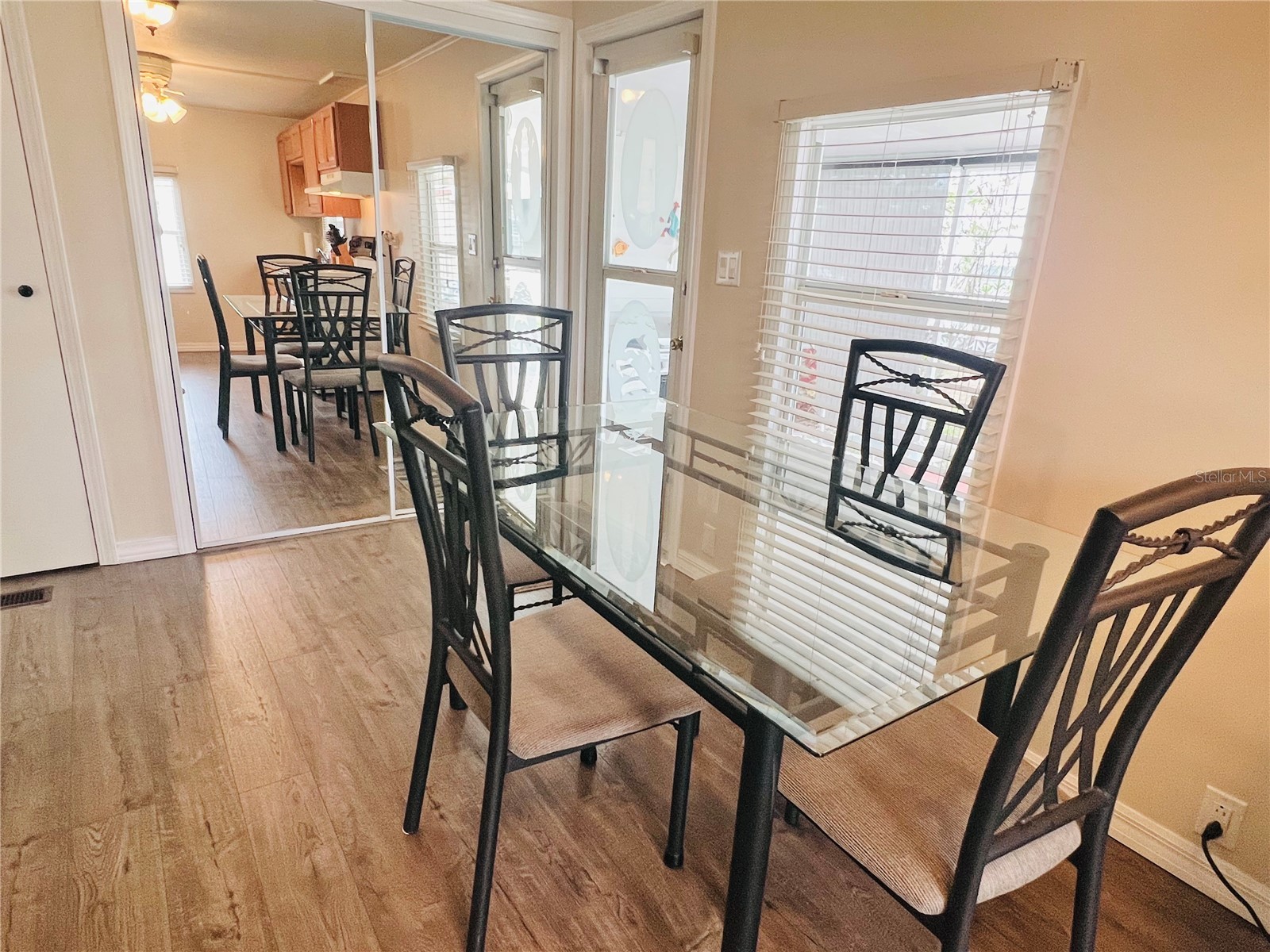 2282 Piazza Drive #117 Sarasota FL 34238 TB8487622 image5